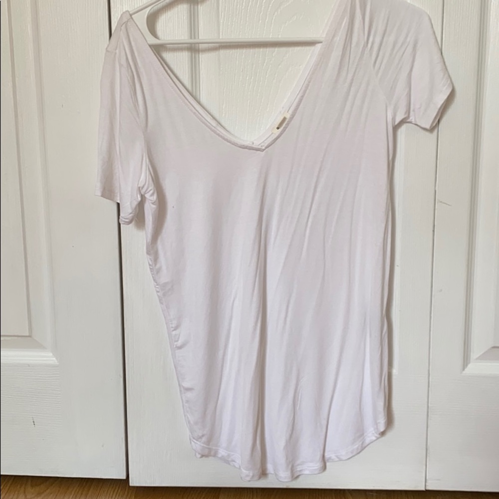 V neck Tshirt